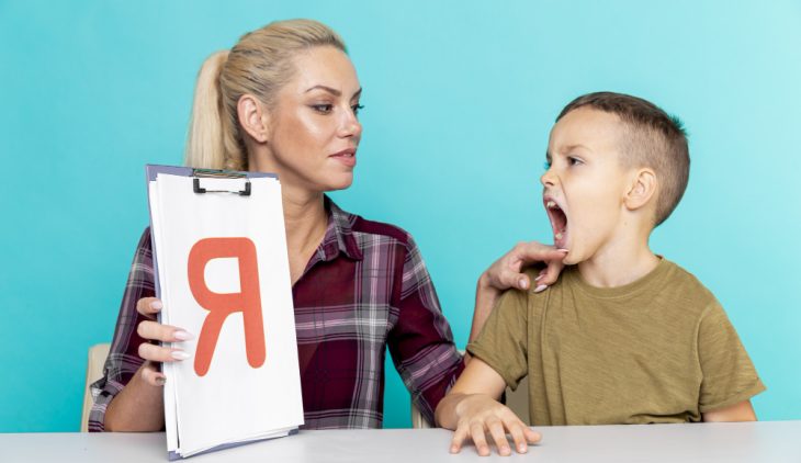 Etapele dezvoltării limbajului la copii